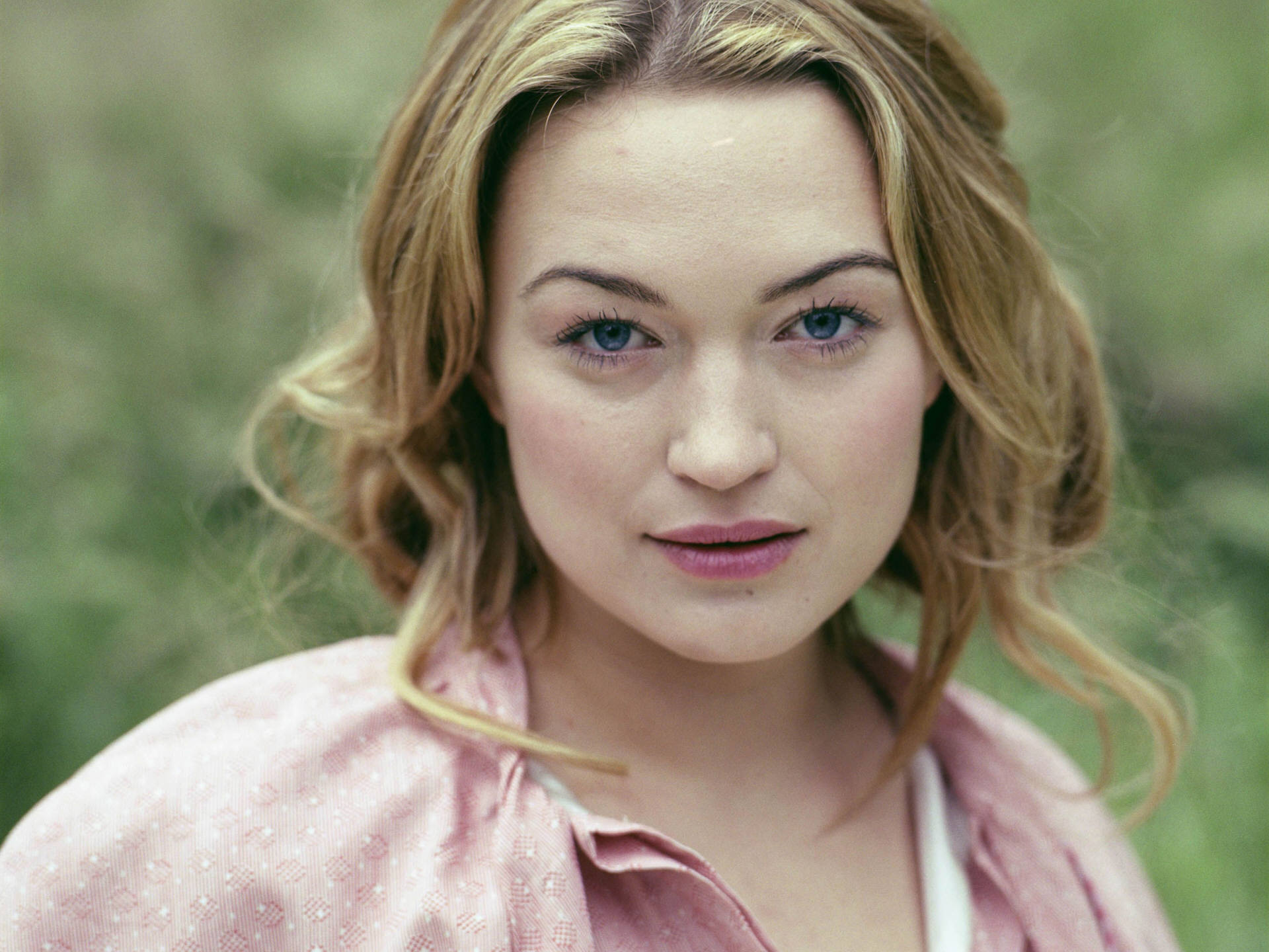 <b>Sophia Myles</b> Quotes - Sophia-Myles-in-Big-Women