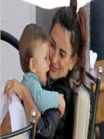 Penelope Cruz with son