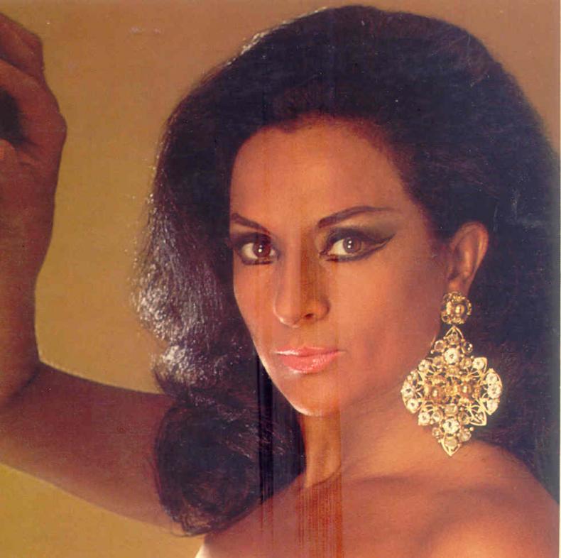 Lolita Flores