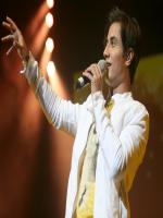 Ali Zafar Stage Performance