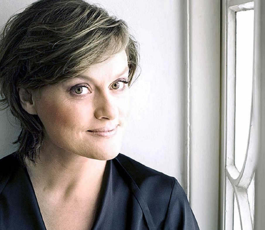 Vesselina Kasarova Profile, BioData, Updates and Latest Pictures