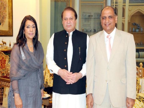 Shakila Luqman With nawaz Sharif