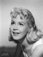 Sandra Dee in Until They Sail