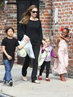 angelina jolie with Childern