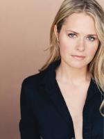 Maggie Lawson in Crumbs