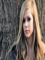 Avril Lavigne modeling