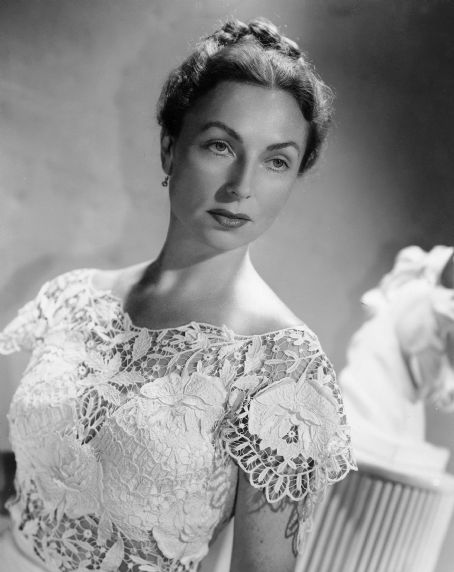 Agnes Moorehead in The Great Sinner