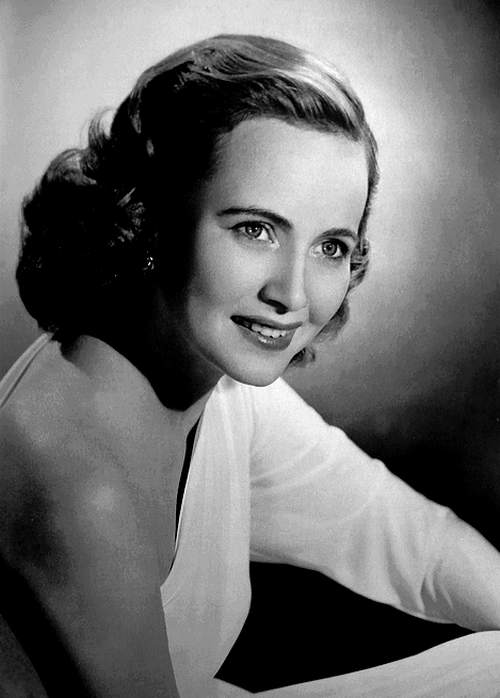 Teresa Wright in  Shadow of a Doubt