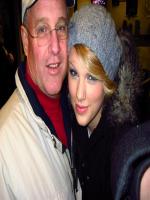 Taylor Swift with her father