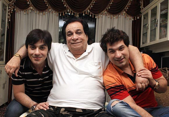 Kadar Khan With Son's