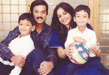 Karthik Muthuraman Family Pics