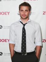 Dustin Milligan Wallpaper