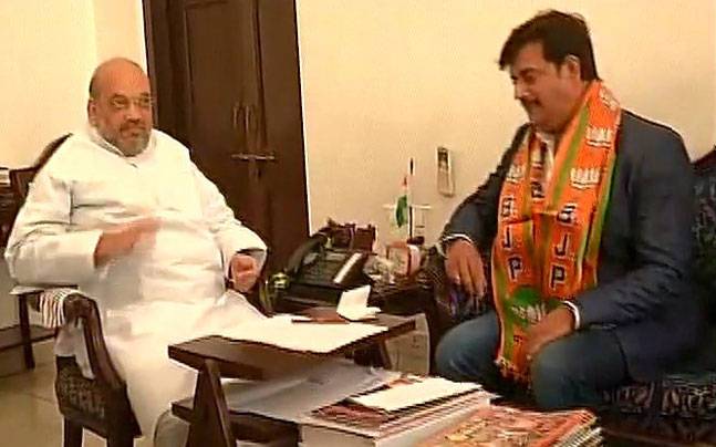 Ravi Kishan Join BJP