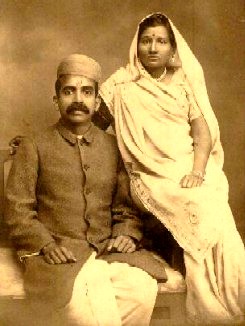 Seth Govind Das With his Wife