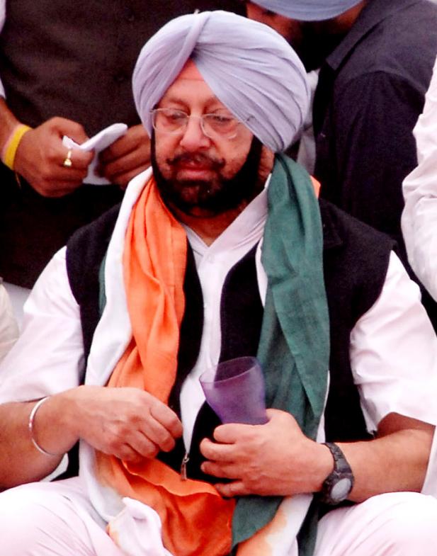 Capt. Amarinder Singh With Party