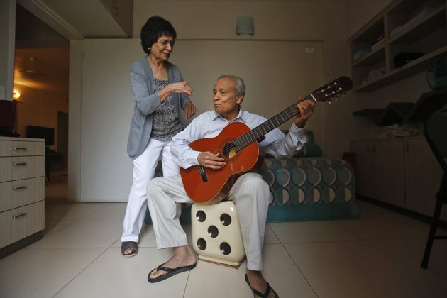 Vidyadhar Gokhale With his Wife