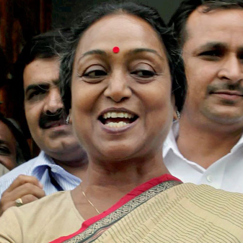 Meira Kumar With Party Members