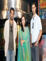 Huma Qureshi Group Pic