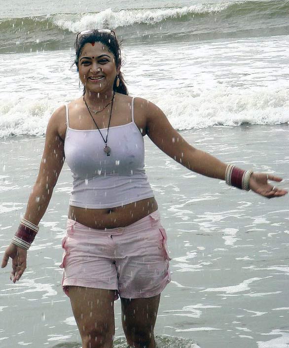 Kushboo Modeling Pic