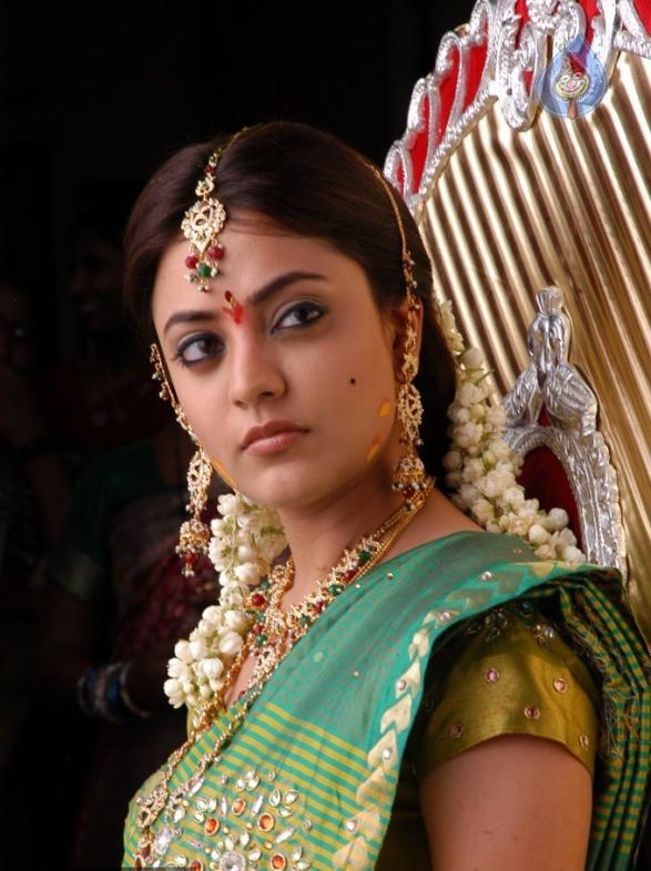 Nisha Agarwal in Tamil Movie
