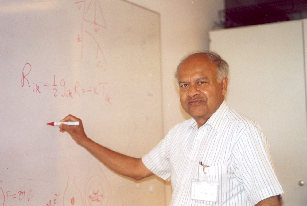Jayant Narlikar Durring Lecture