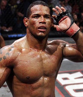 Hector Lombard in Match