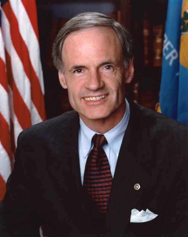 Tom Carper at Committee on Finance