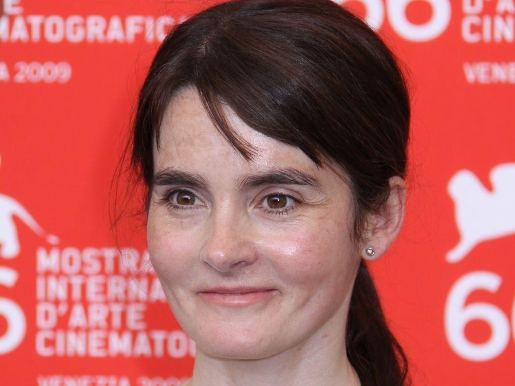 Shirley Henderson in The Look of Love