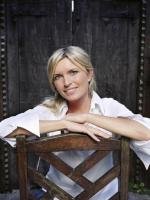 Tina Hobley in Mr and Mrs