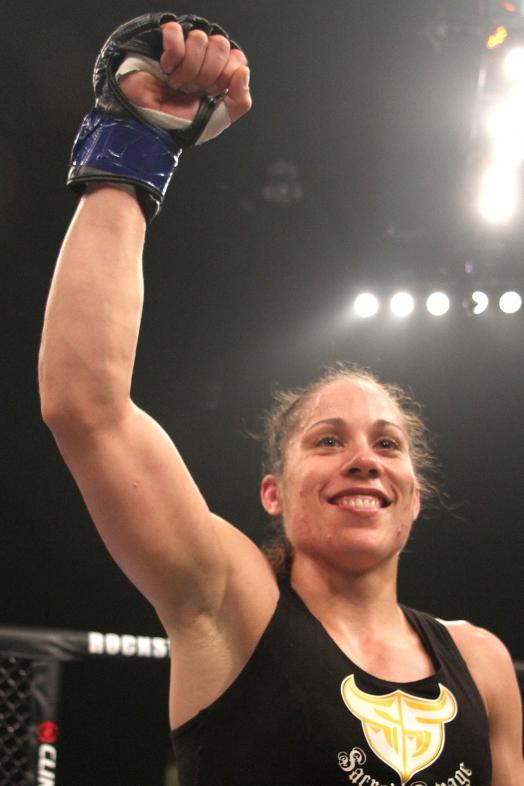 Liz Carmouche in Ring