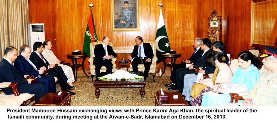 President Mamnoon Exchanging views with Prince Karim Aga Khan