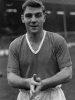 Wing half Duncan Edwards