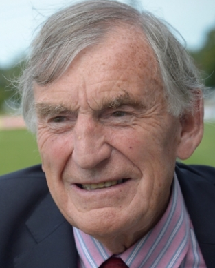 Derek Ufton