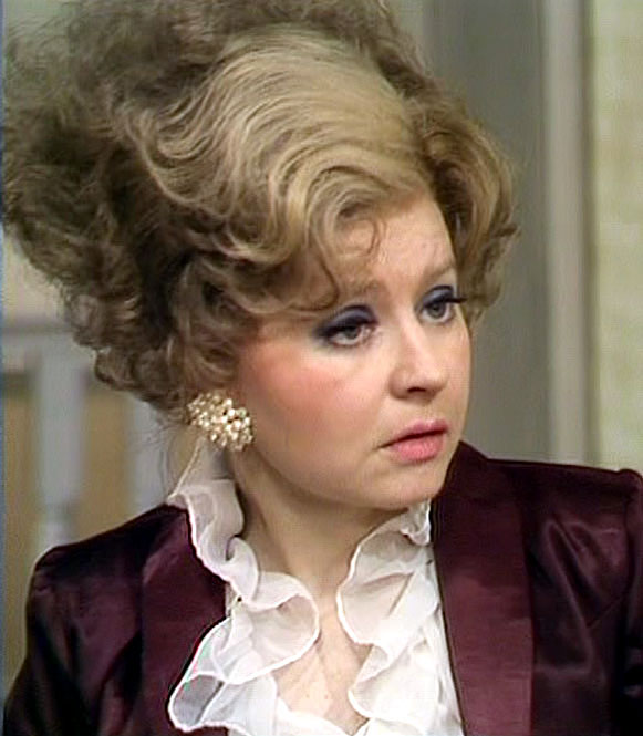 Prunella Scales in The Shell Seekers.