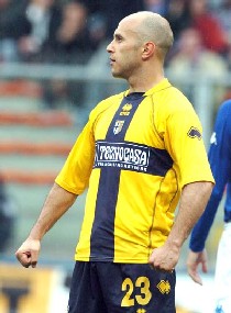 Mark Bresciano in Match