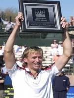 Wayne Arthurs With Award