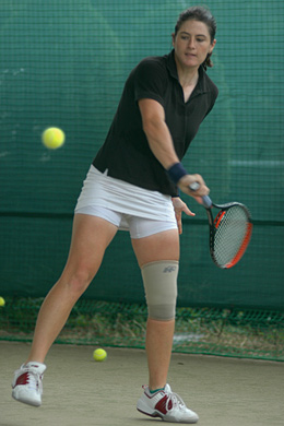 Emily Hewson in Match