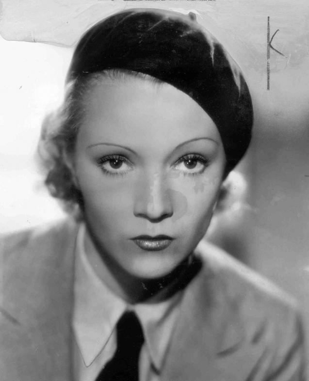 Annabella in Bridal Suite (1939)