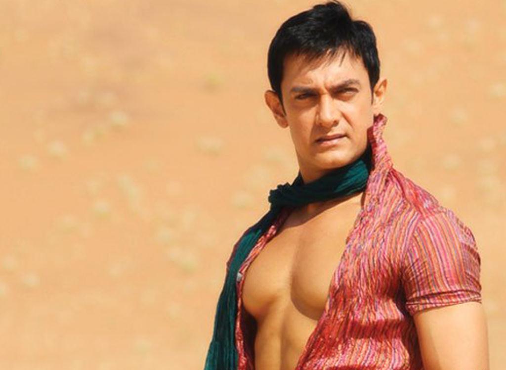 Aamir Khan durring shoting