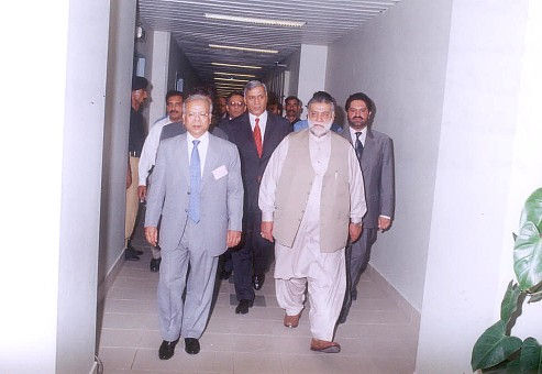 Ishrat Hussain With Jamali