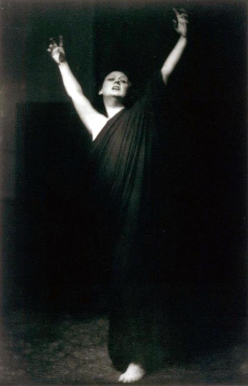 Isadora Duncan Latest Photo