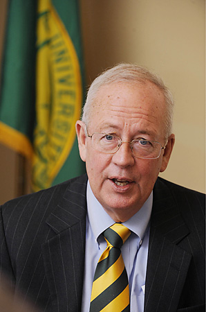 Kenneth Starr HD Images