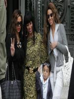 Beyonce Knowles With family