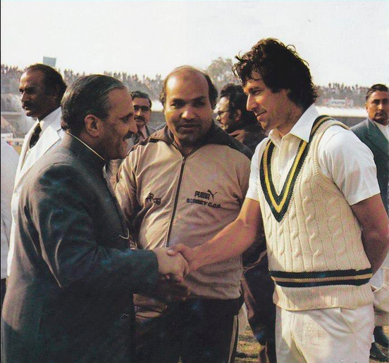 Muhammad Zia-ul-Haq with Imran Khan