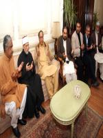 Shaykh-ul-Islam condoles with Chaudhry Shujaat Hussain