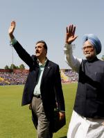 Yousaf Raza Gillani with Man Mohan Singh