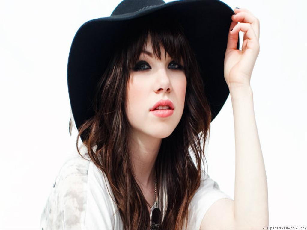 Carly Rae Jepsen HD Images