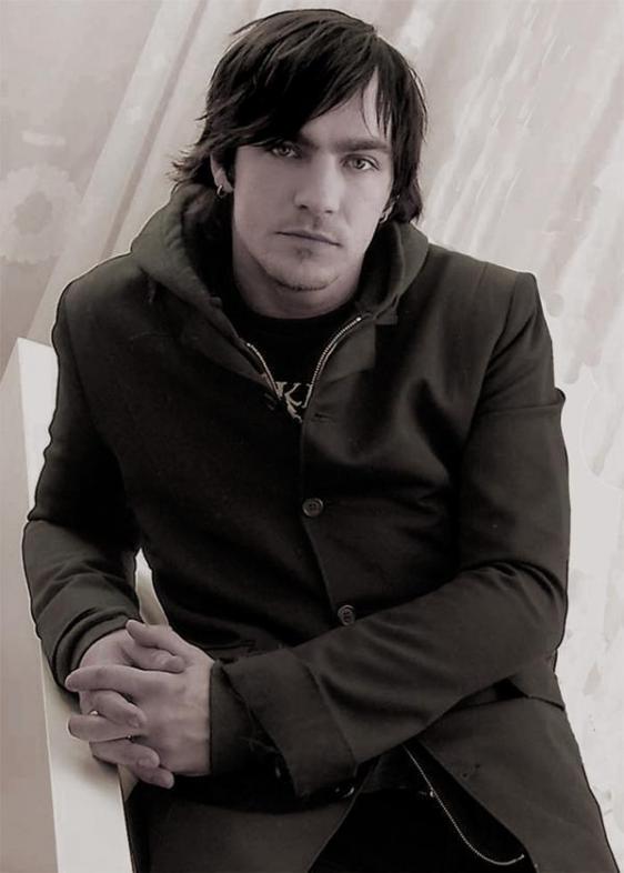 Adam Gontier Latest Wallpaper