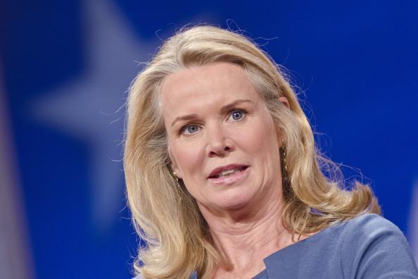 Katty Kay Latest Wallpaper