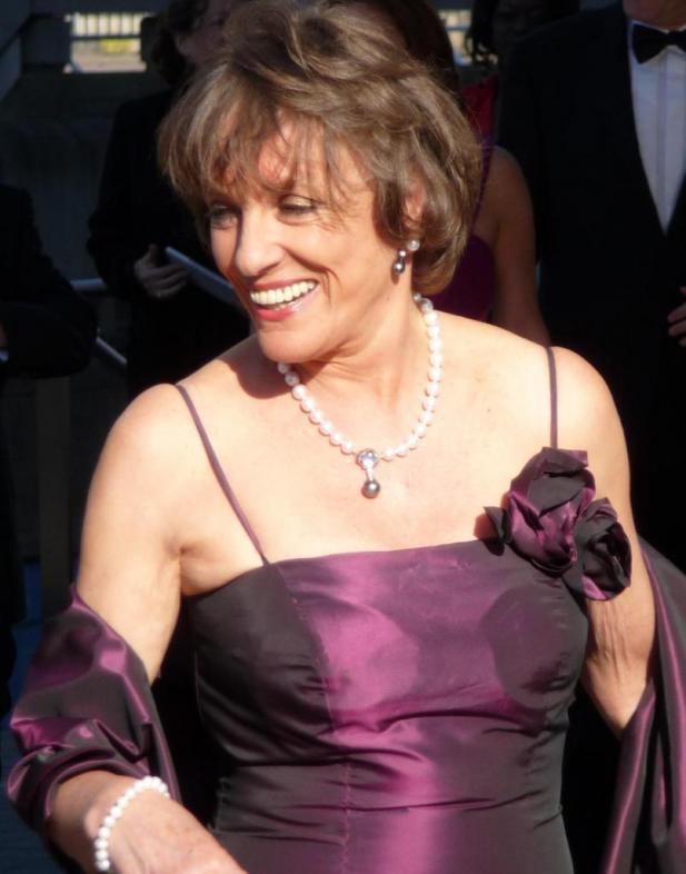 Esther Rantzen Latest Wallpaper